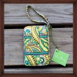 Vera Bradley Rare Wristlet Lemon Parfait