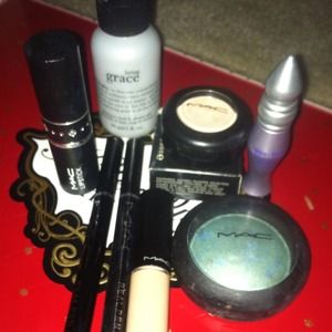 MAC , URBAN DECAY, LIVING GRACE
