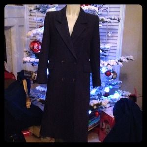 Woman's coat. Dark Blue. Size 6