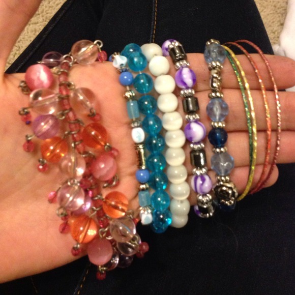 Huge bracelet bundle!!