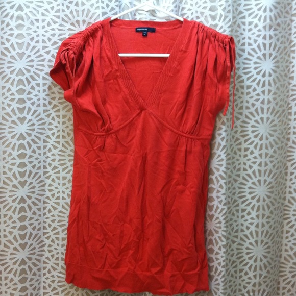 ❌SOLD❌ Candy Red Top