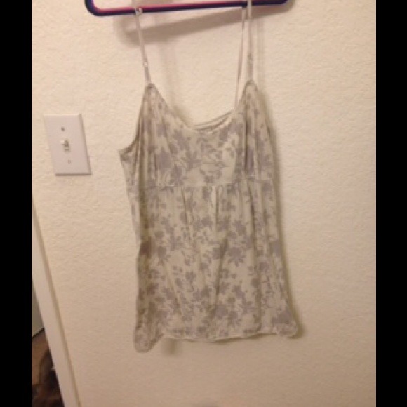 ❌Sold❌American eagle gray and white tank - Picture 1 of 4
