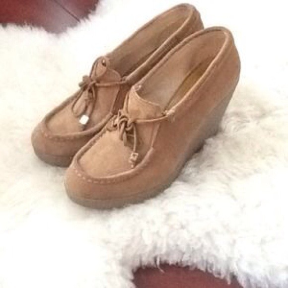 Michael Michael KORS camel suede wedge