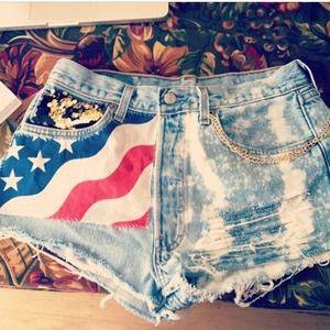 Custom highwasted shorts