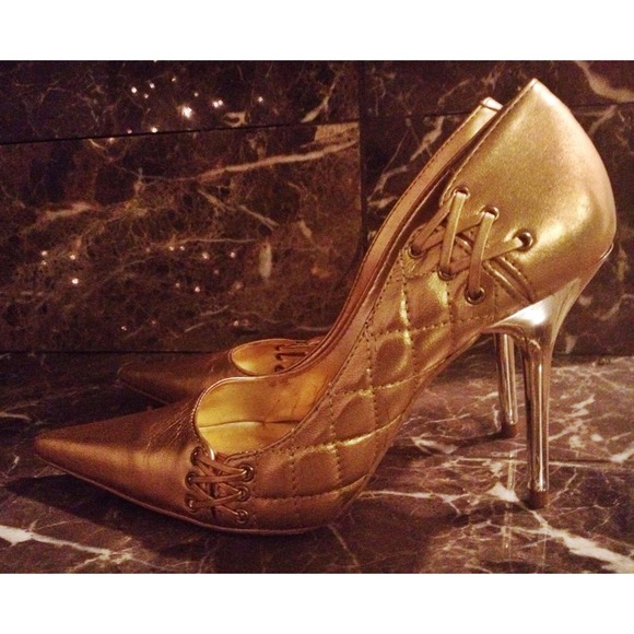 Aldo Gold Pointy Toe Pump - Picture 1 of 4