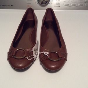 NWOT Mossimo Brown Flats 🎉❤️💕💚💜💙🎉💥💥