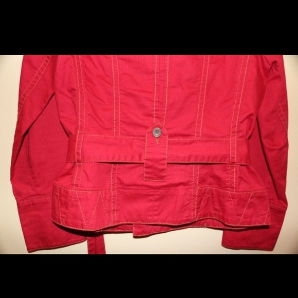 ❌❌SOLD - Red CAbi jacket. Excellent condition! - Picture 2 of 4