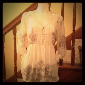 SOLD in a bundle. American Rag blouse. Size L.