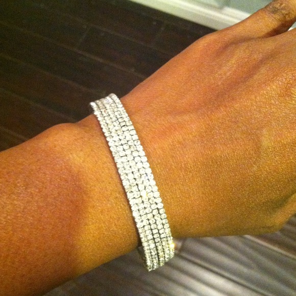 5 cubic zirconia bangle bracelet set