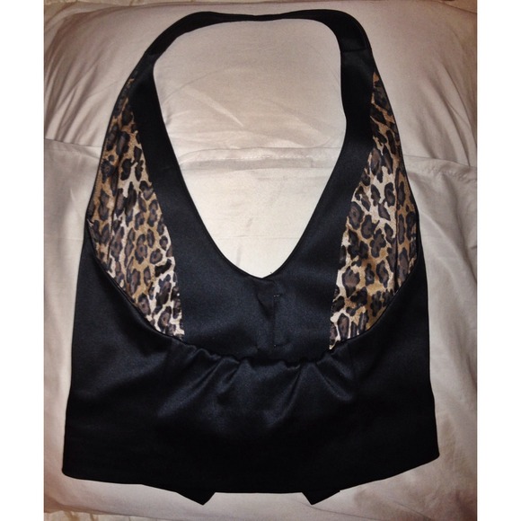 Express Vest - Picture 2 of 4