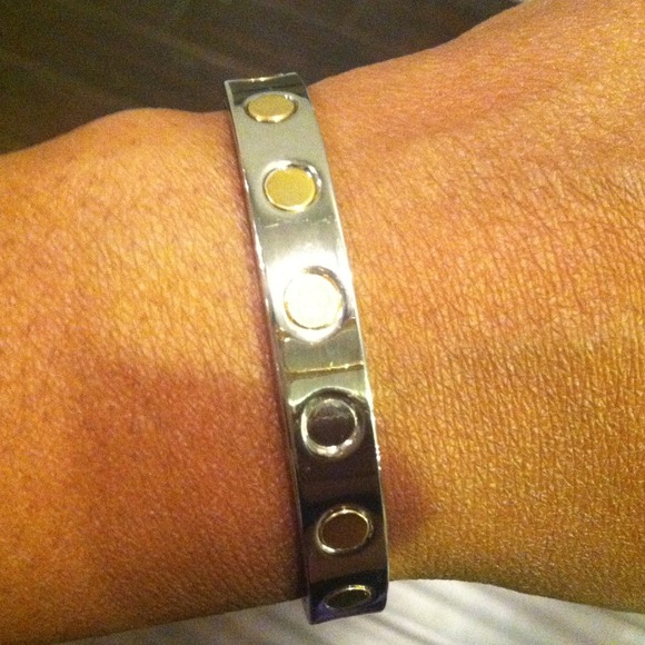 Multi tone bracelet - Picture 2 of 3