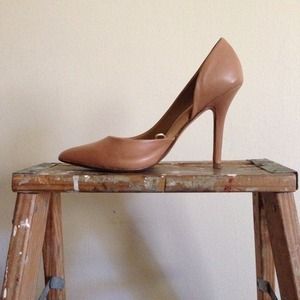 ❌SOLD: Zara Asymmetrical Leather Court Shoe, 7.5