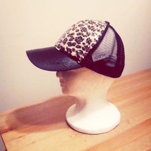 Aldo Cheetah print (sequined) cap