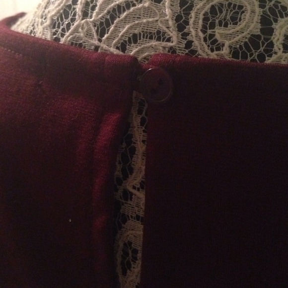 Oxblood leather peplum dress - Picture 4 of 4