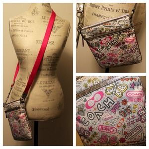 COACH Poppy Daisy Bandana Graffiti Crossbody Bag