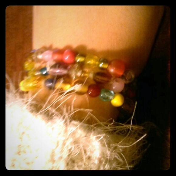 $FREE multi colored beaded bracelet