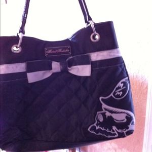Mettle malicious black purse