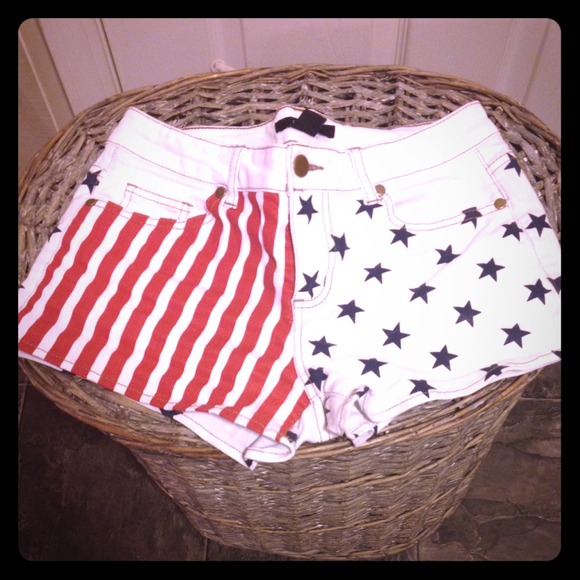 SOLD American  Flag Forever 21 shorts🇺🇸 So Hot!!