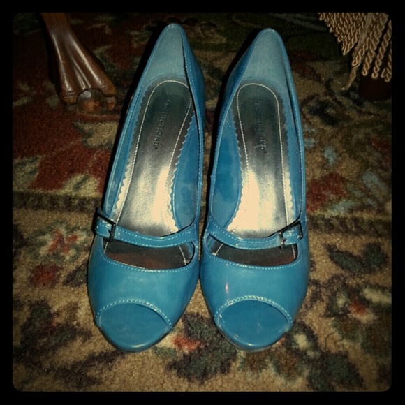 Teal peep toe wedges