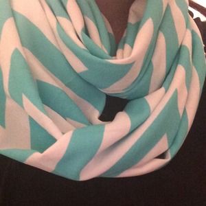 Chevron Infiniti scarf :)