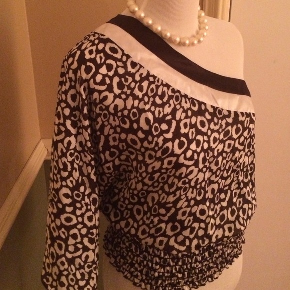 Leopard top - Picture 2 of 2