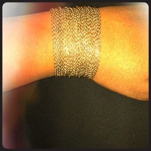 Gold small chain bracelet