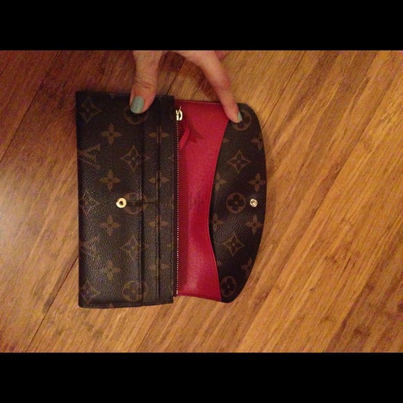 SOLD Authentic Louis Vuitton Wallet. - Picture 2 of 3