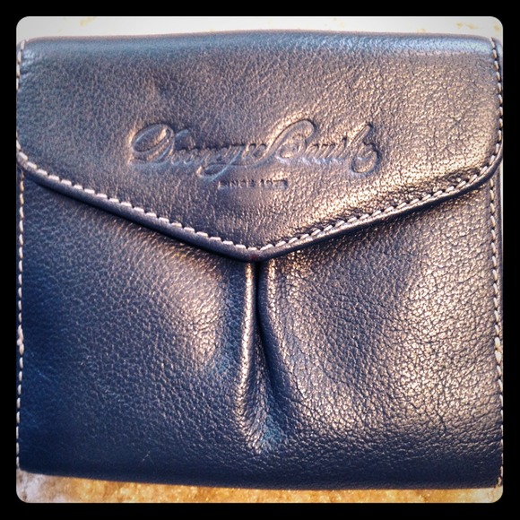 💯NEWLY ADDED💯Dooney&Bourke *EXCELLENT CONDITION*