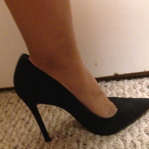 🚫SOLD on Ebay🚫 Schutz "Gilberta"