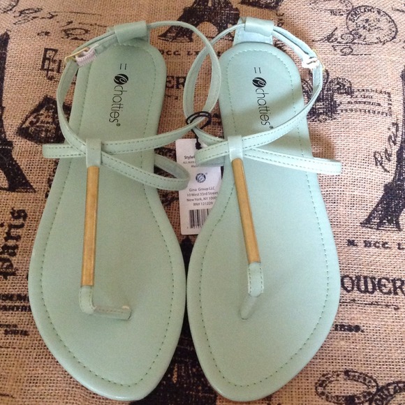 Shoes - SOLD IN BUNDLE!! THONG SANDALS, NWT, SIZE 11