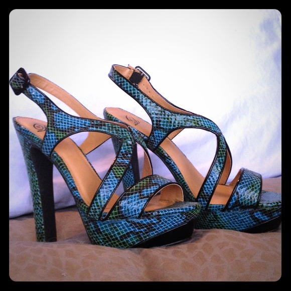 Blue python platform heels