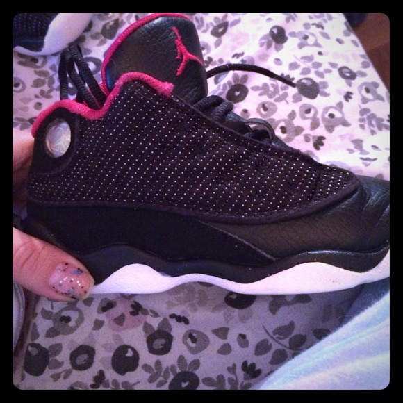Retro 13s cherry pink/black size 10c