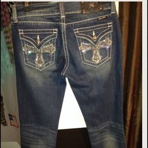 Sold in bundle! Cross Pocket Miss Me Jeans!