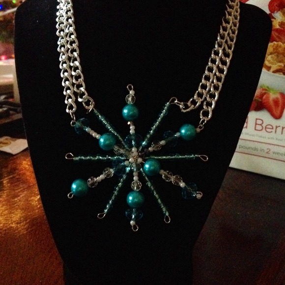 Necklace - Picture 2 of 2
