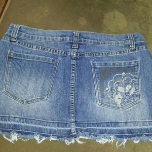 Ladies mini skirt