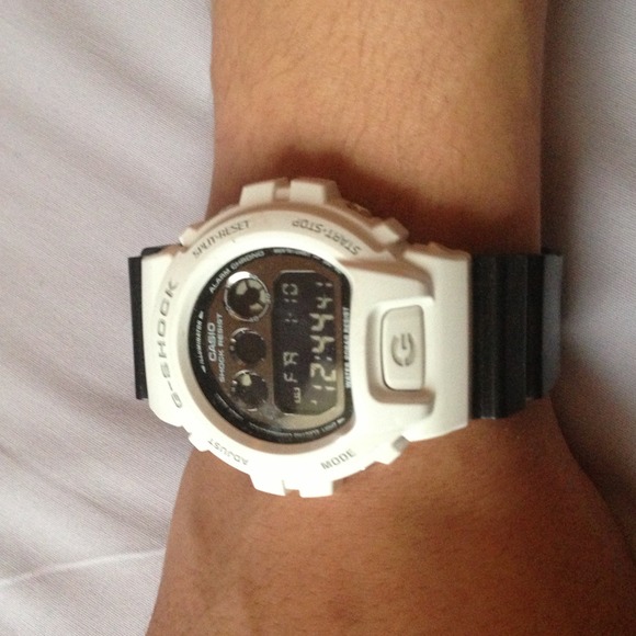 ❤SOLD❤New G-SHOCK - Picture 2 of 4