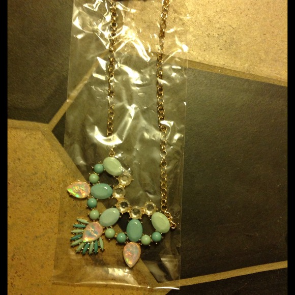 Candy Colored Statement Necklace - Picture 2 of 2