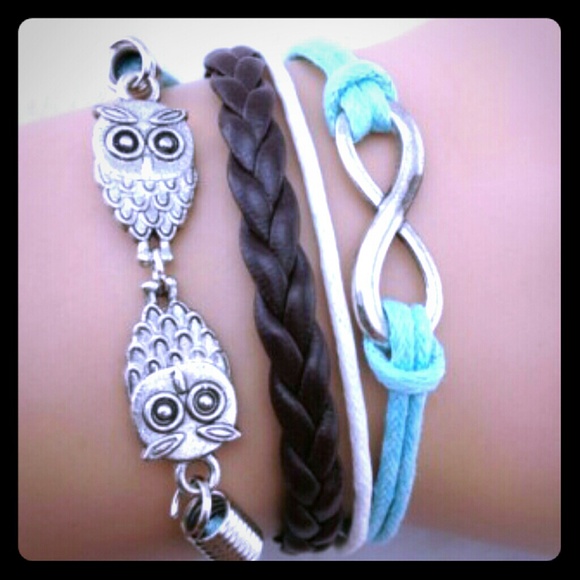 Simple black/blue owls