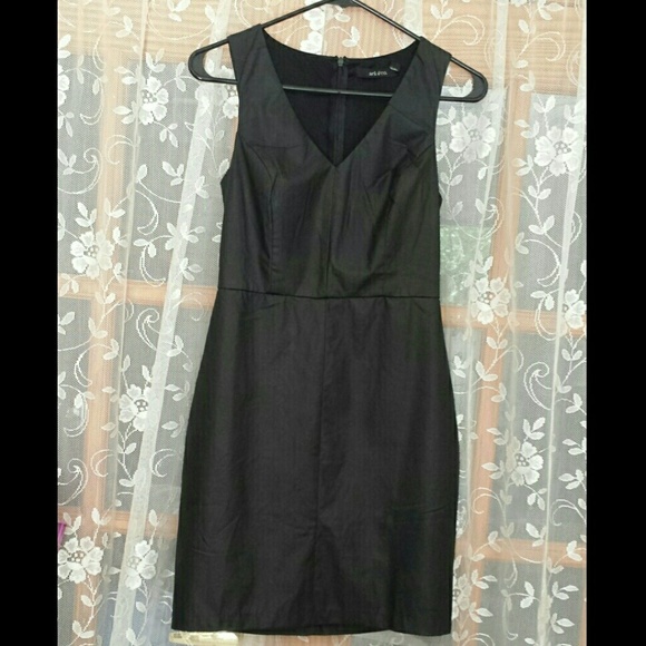 *SOLD* NWT Ark & Co Vegan Leather Dress - Picture 4 of 4