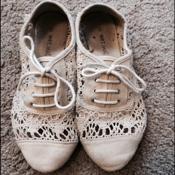 Crochet Oxfords