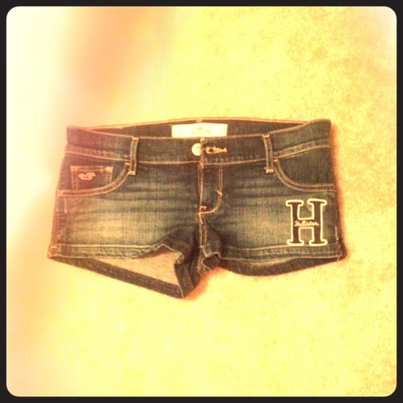 Size 5 Hollister shorts