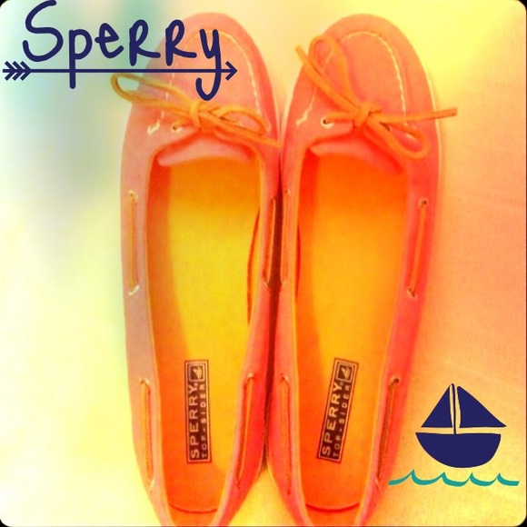 🎉HOST PICK🎉Coral Sperry Top-siders