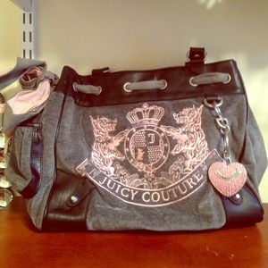 SOLD 💥🌟✨💥 Authentic Juicy Couture gray handbag