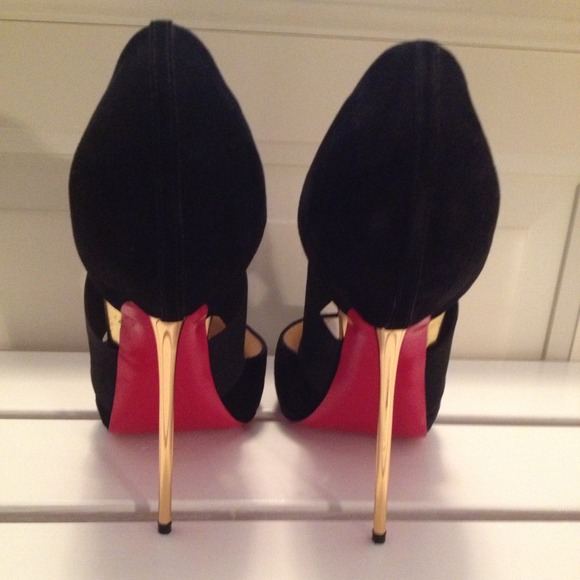 🚫SOLD🚫Christian Louboutin Big Dorcet 120 shoes! - Picture 3 of 4