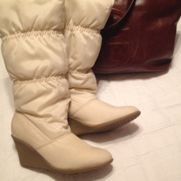 Steven by Steve Madden wedge heel snow boot