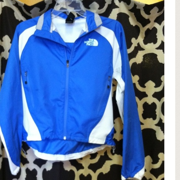North face windbreaker