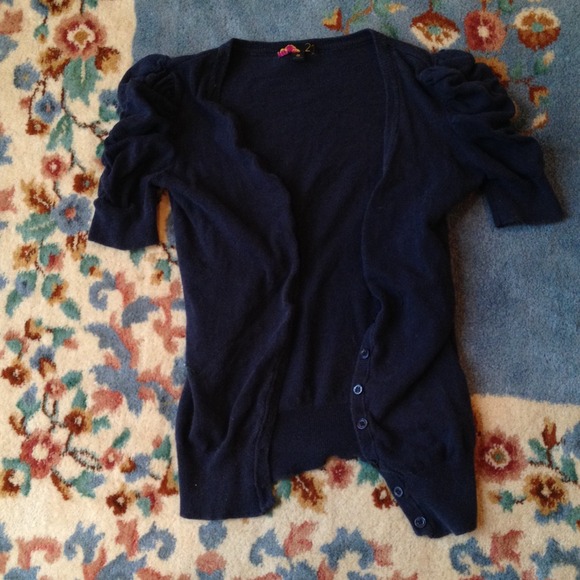 navy blue forever 21 cardigan.