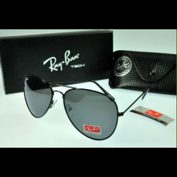 Ray bans - Picture 1 of 1