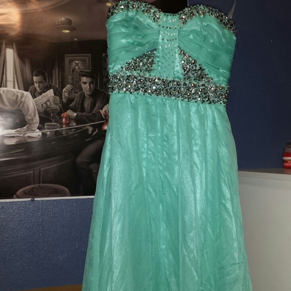 Dress for all occasions brand new with tags