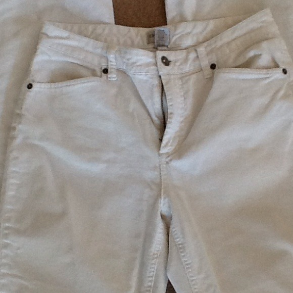 Chicos white corduroy pants size 1 reg